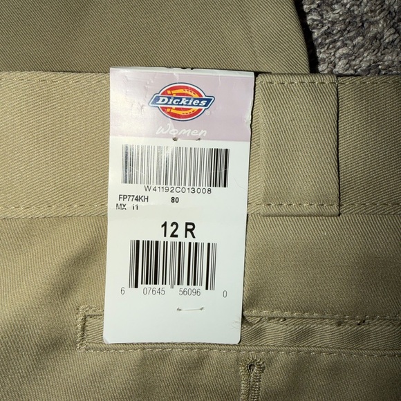 Dickies Men's Khaki Chinos - Picture 6 of 6